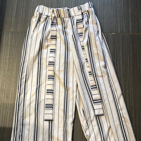 float pants white and blue stripes - Picture 1 of 1